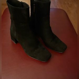 Vince Kaye Black Suede Ankle Boots 7.5